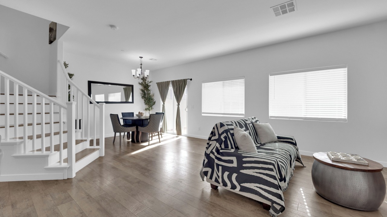 Photo of Livingroom in Sunrise Manor