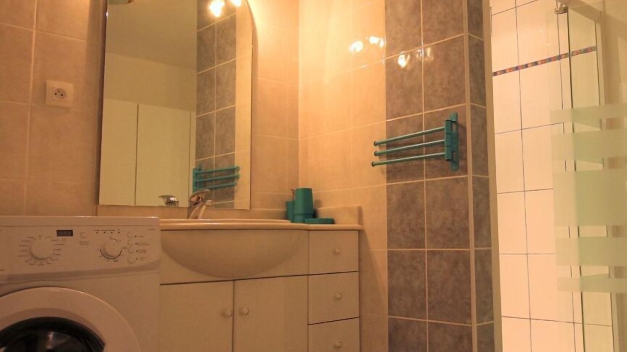 Photo of Bathroom in Larroque