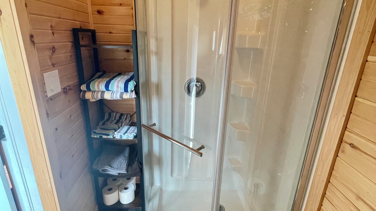 Photo of Bathroom in Naufrage