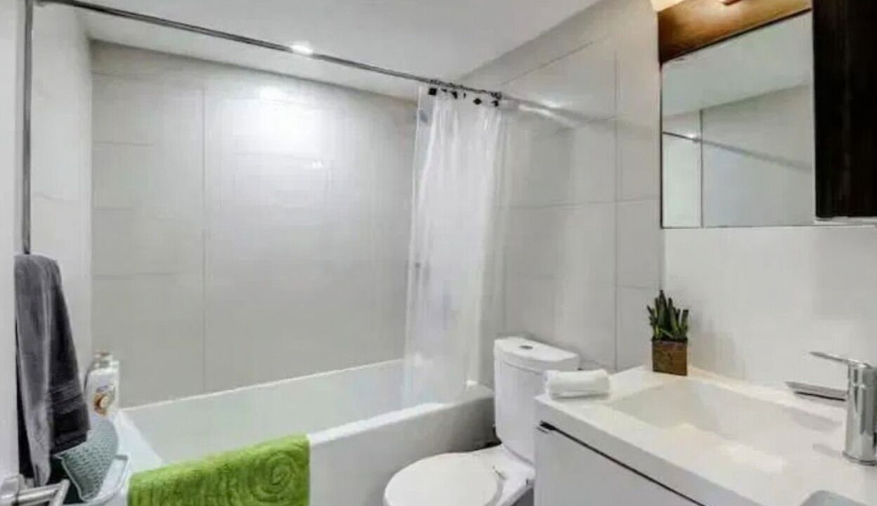 Photo of Bathroom in Toronto Entertainment District
