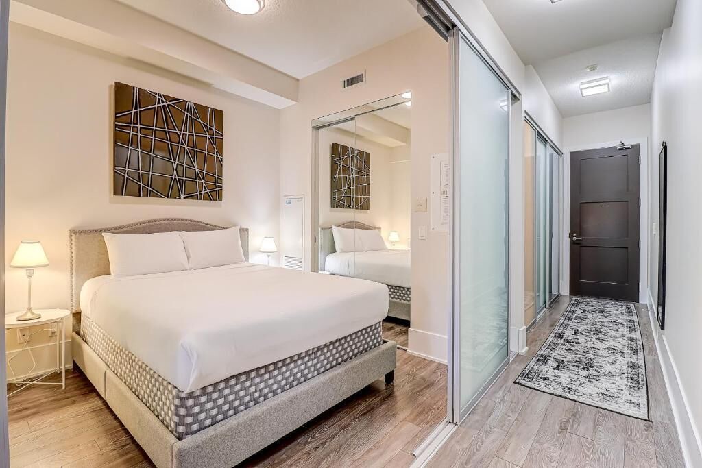 Photo of Bedroom in Toronto Entertainment District