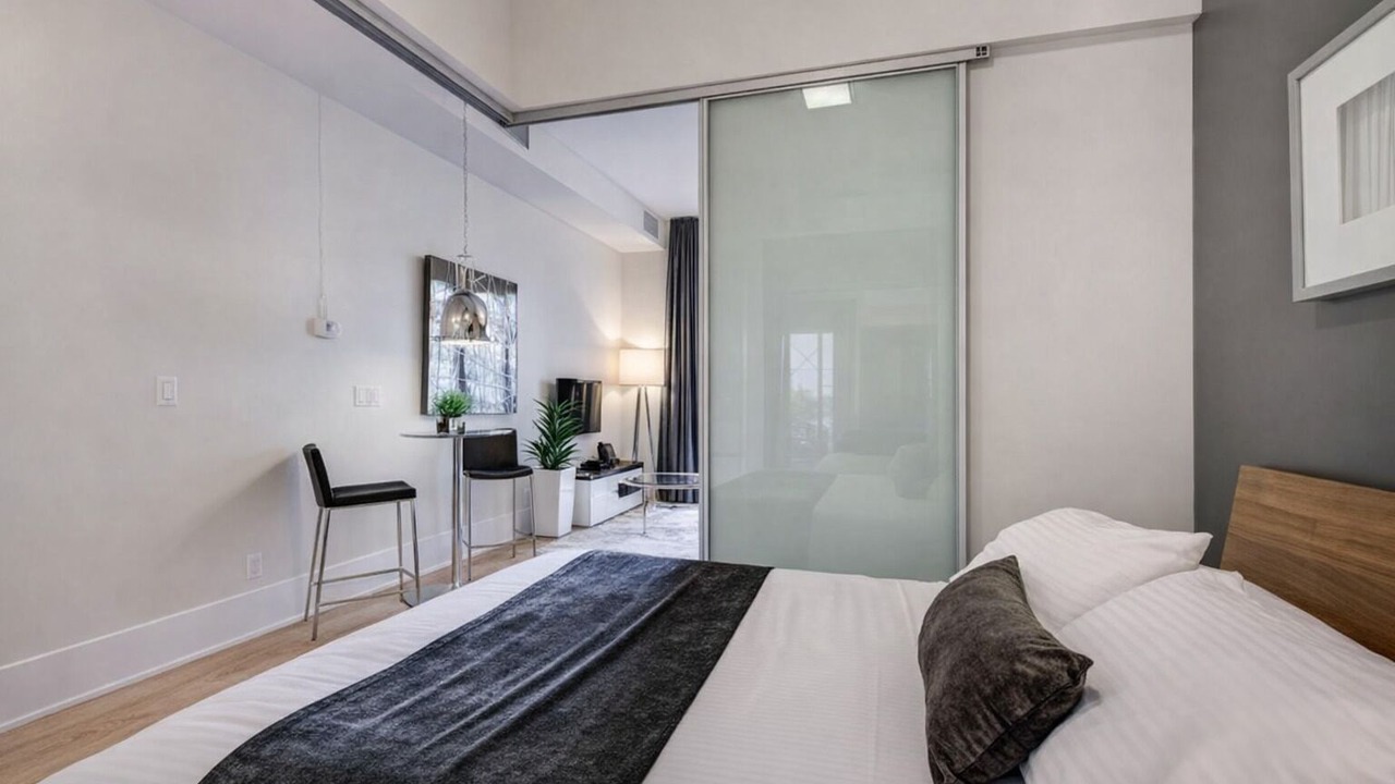 Photo of Bedroom in Toronto Entertainment District