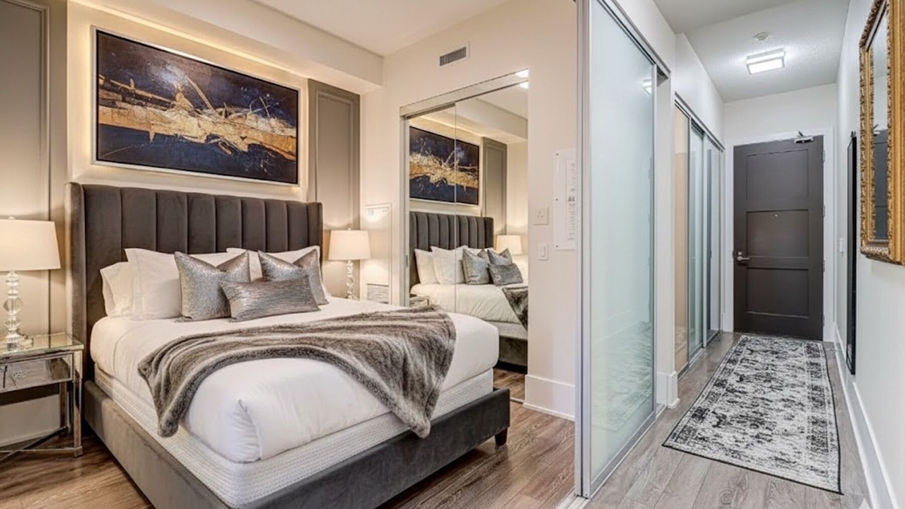 Photo of Bedroom in Toronto Entertainment District
