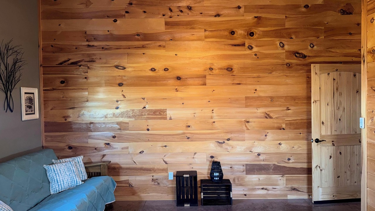 Photo of Livingroom in Pineville