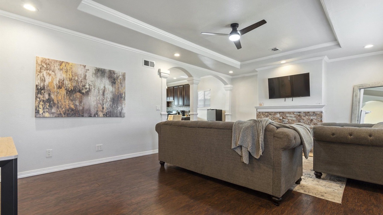 Photo of Livingroom in Woodlawn Lake
