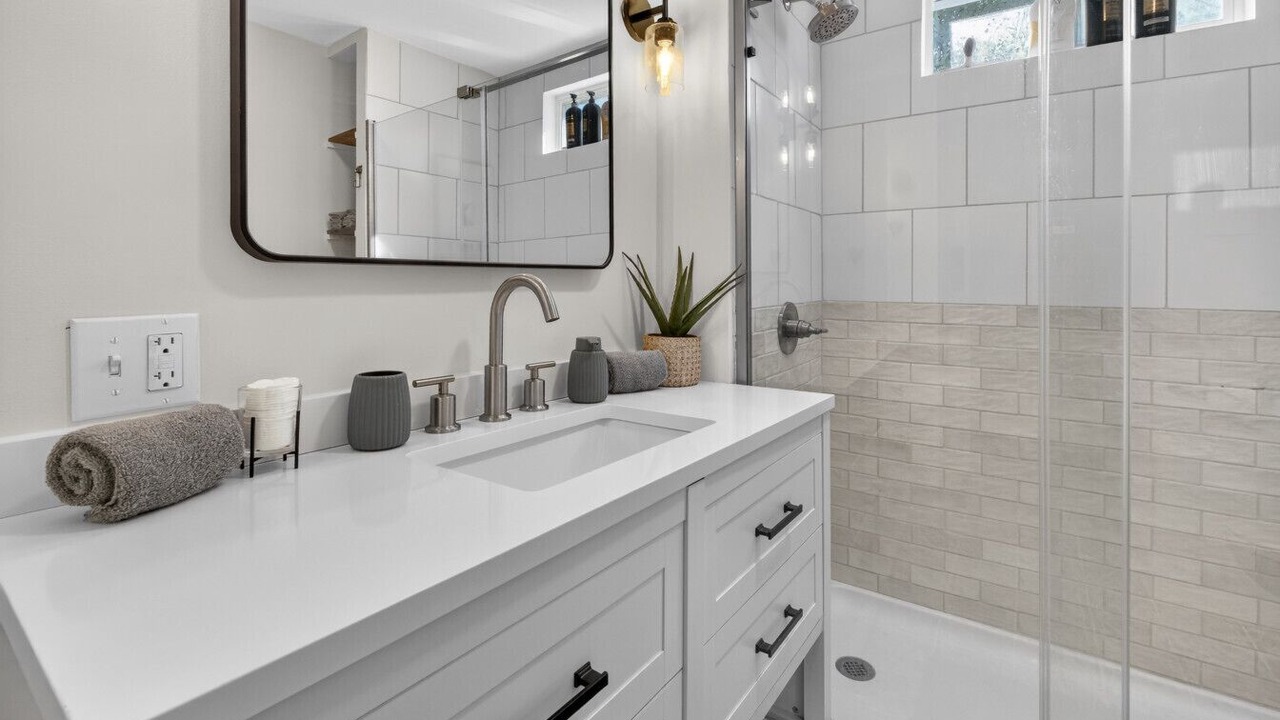 Photo of Bathroom in Benton Park