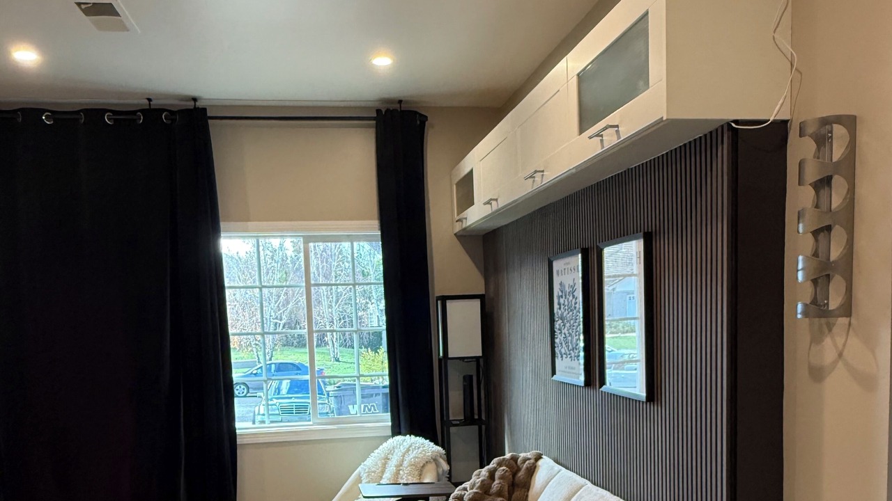 Photo of Livingroom in Agoura Hills