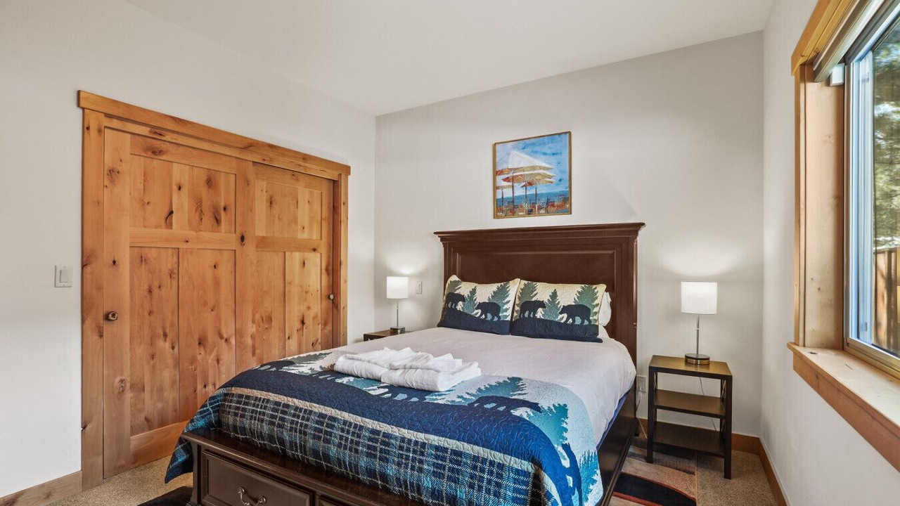 Photo of Bedroom in Christmas Valley