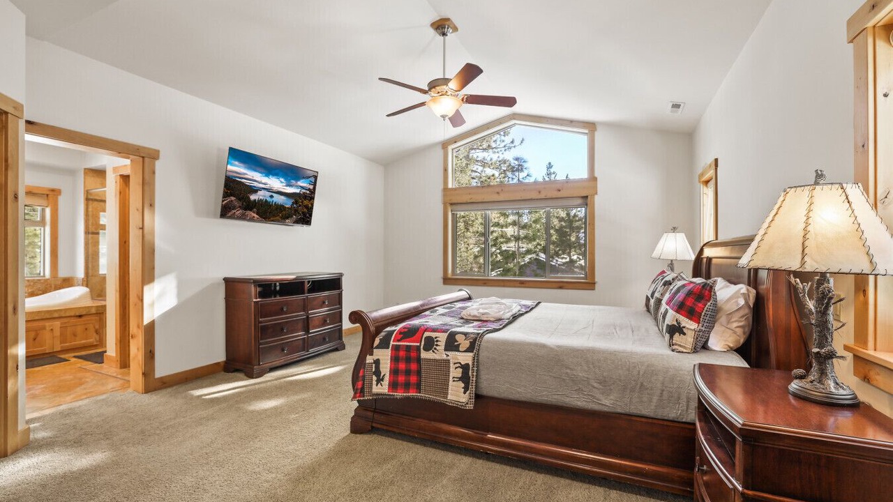 Photo of Bedroom in Christmas Valley