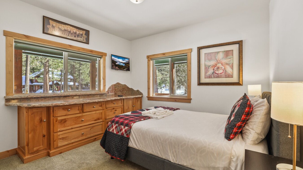 Photo of Bedroom in Christmas Valley