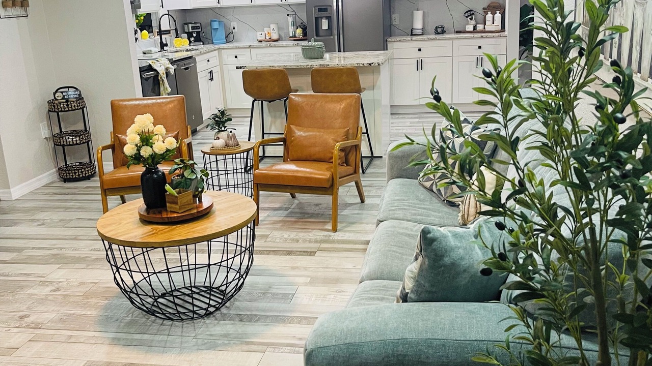 Photo of Livingroom in Seffner Community Alliance