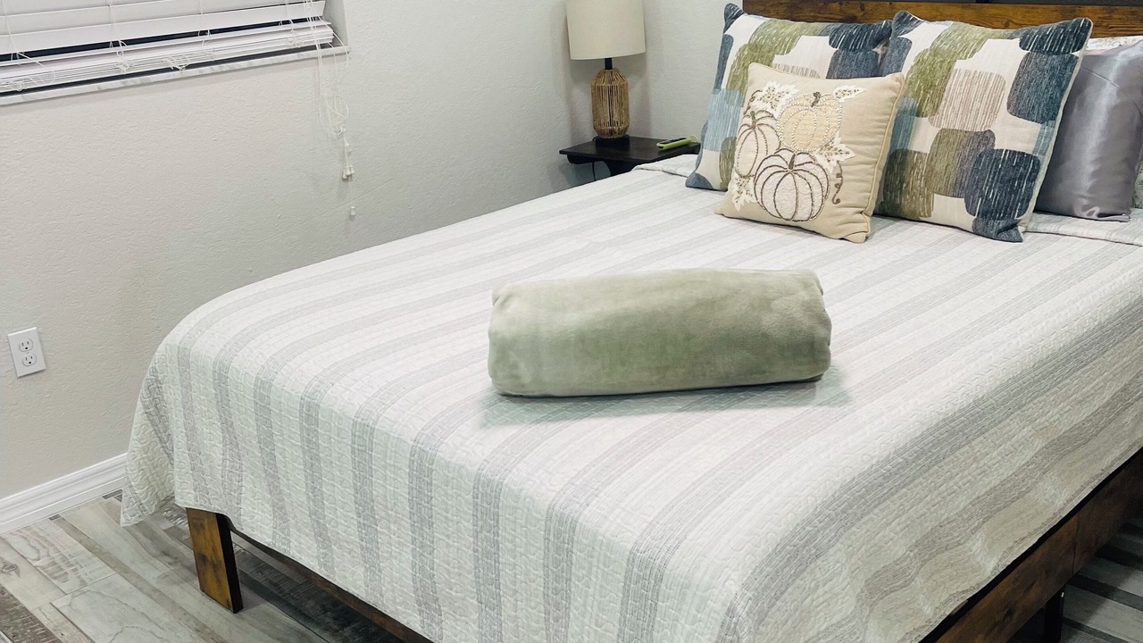 Photo of Bedroom in Seffner Community Alliance