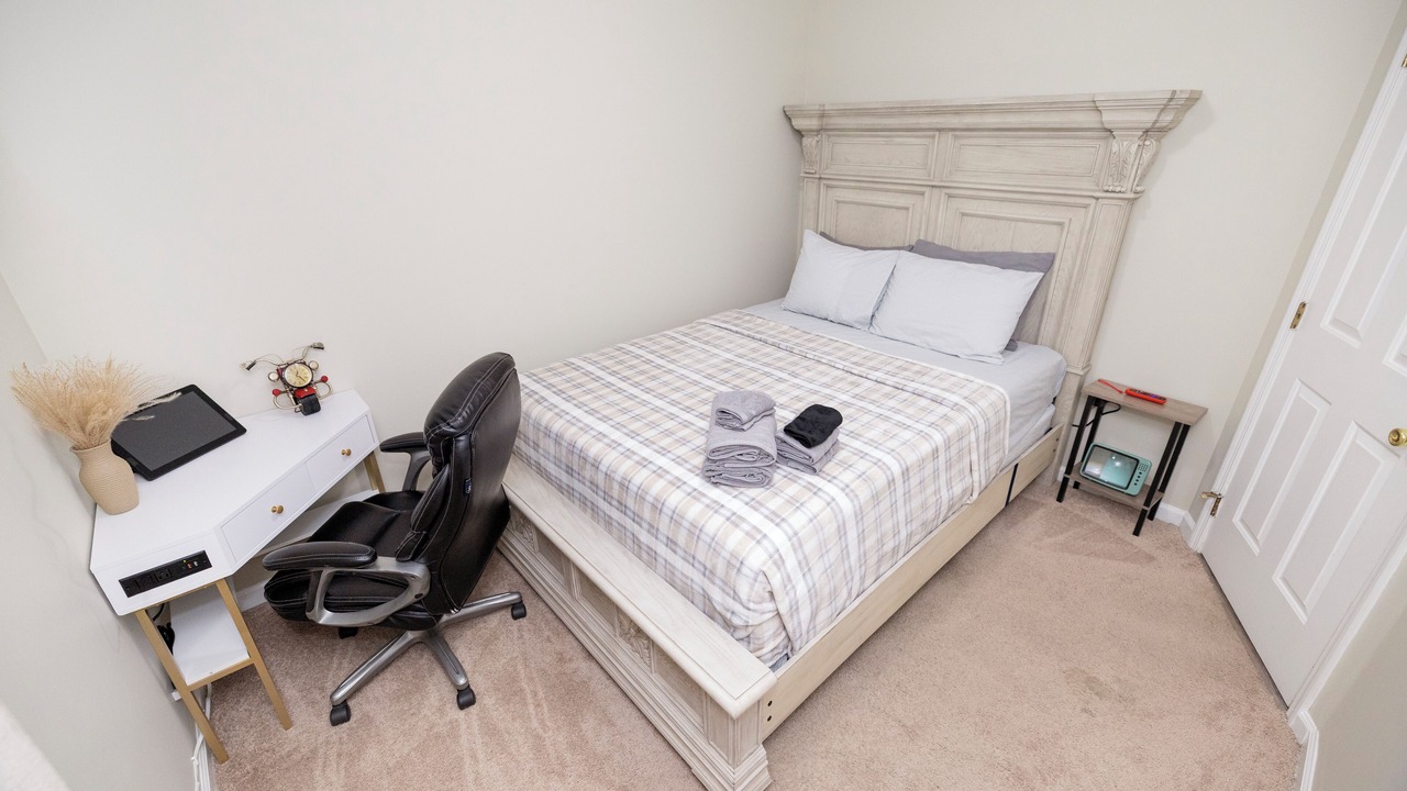 Photo of Bedroom in Cape Fear