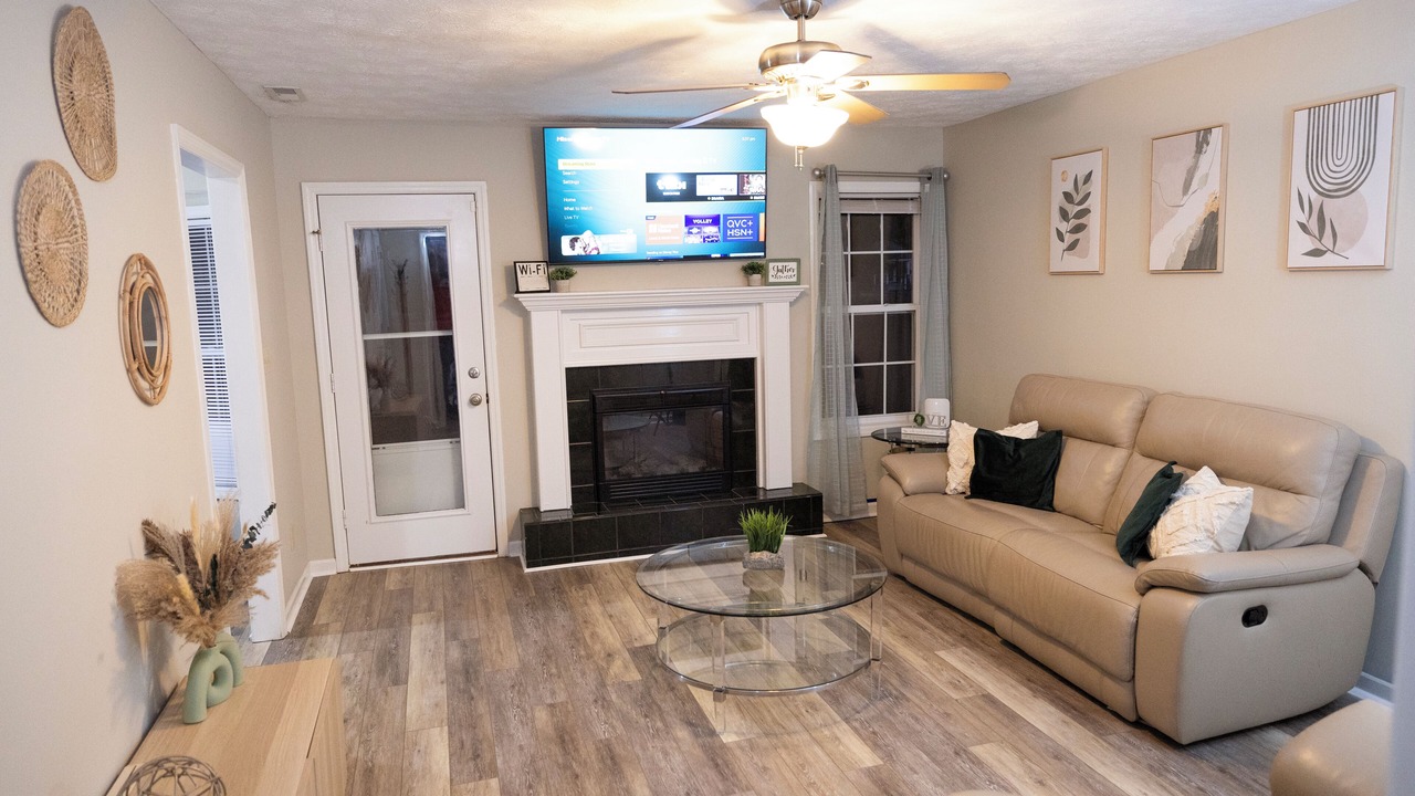 Photo of Livingroom in Cape Fear