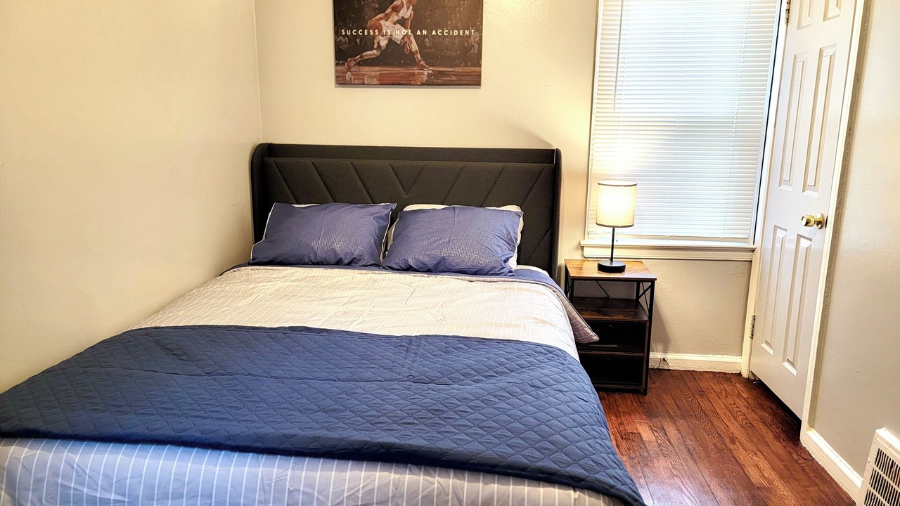 Photo of Bedroom in Detroit