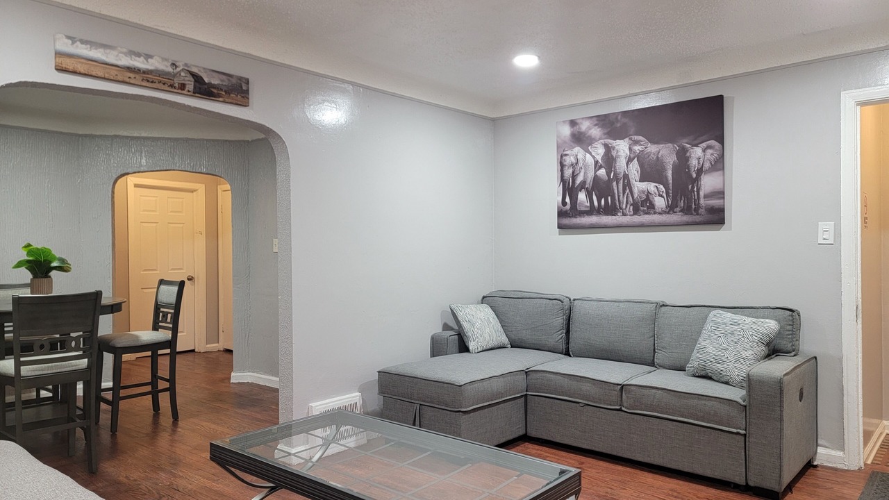 Photo of Livingroom in Detroit