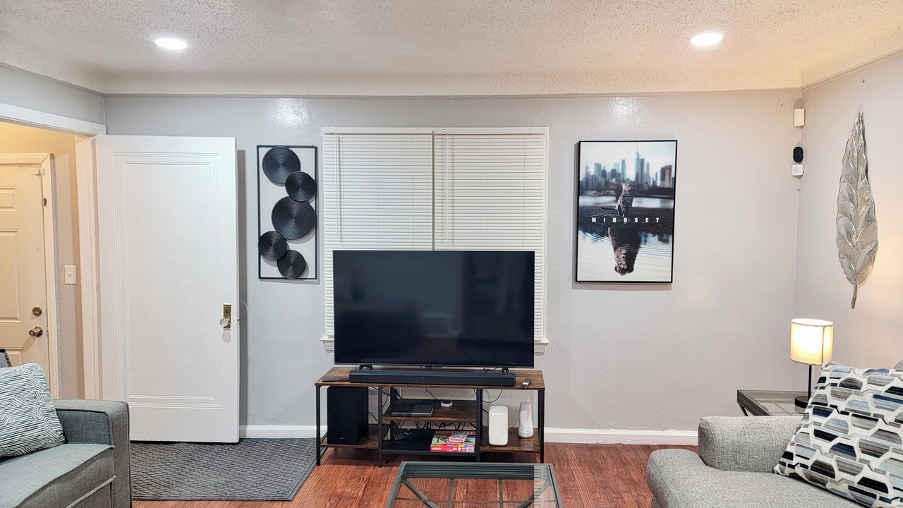 Photo of Livingroom in Detroit