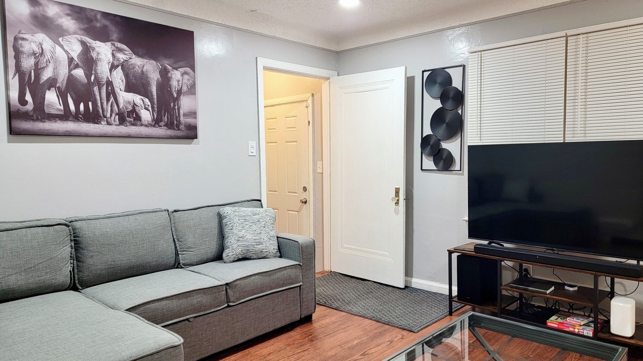 Photo of Livingroom in Detroit