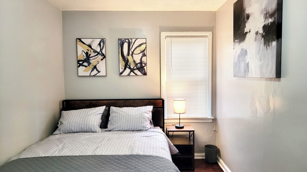 Photo of Bedroom in Detroit