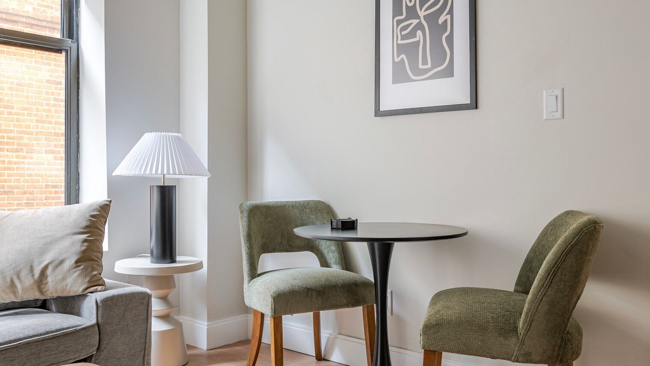 Photo of Others in Downtown Boston