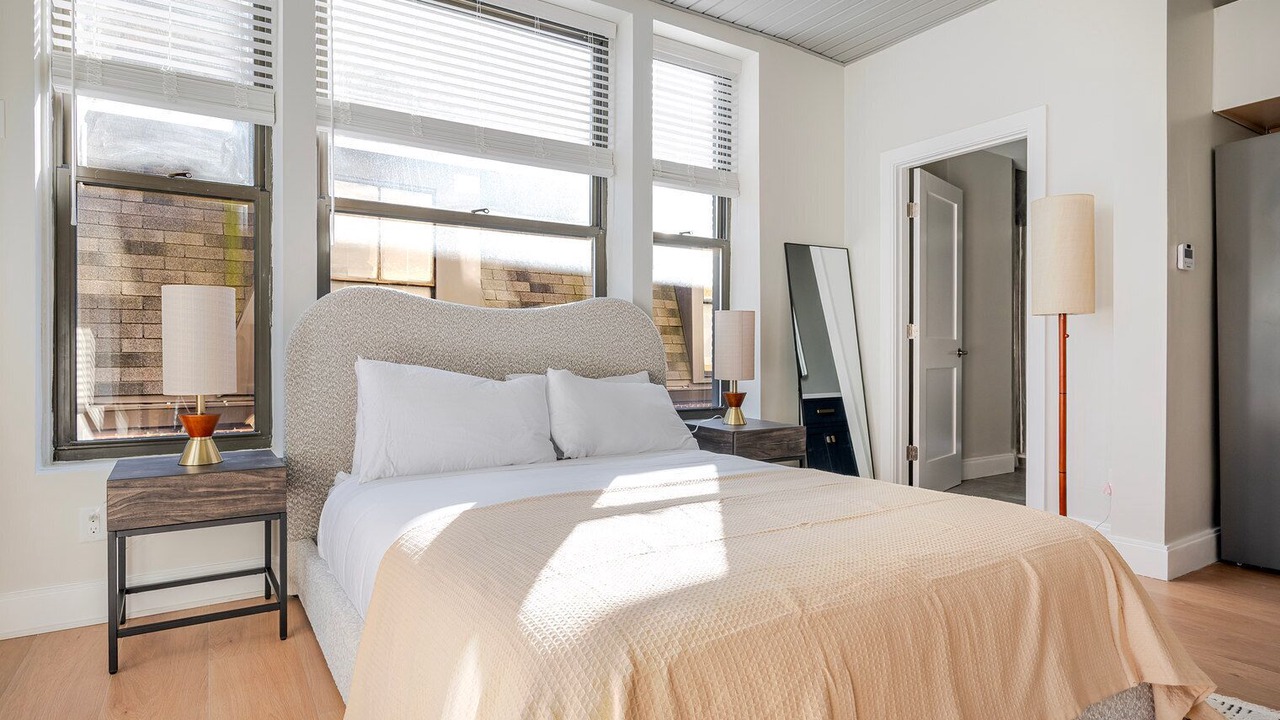 Photo of Bedroom in Downtown Boston