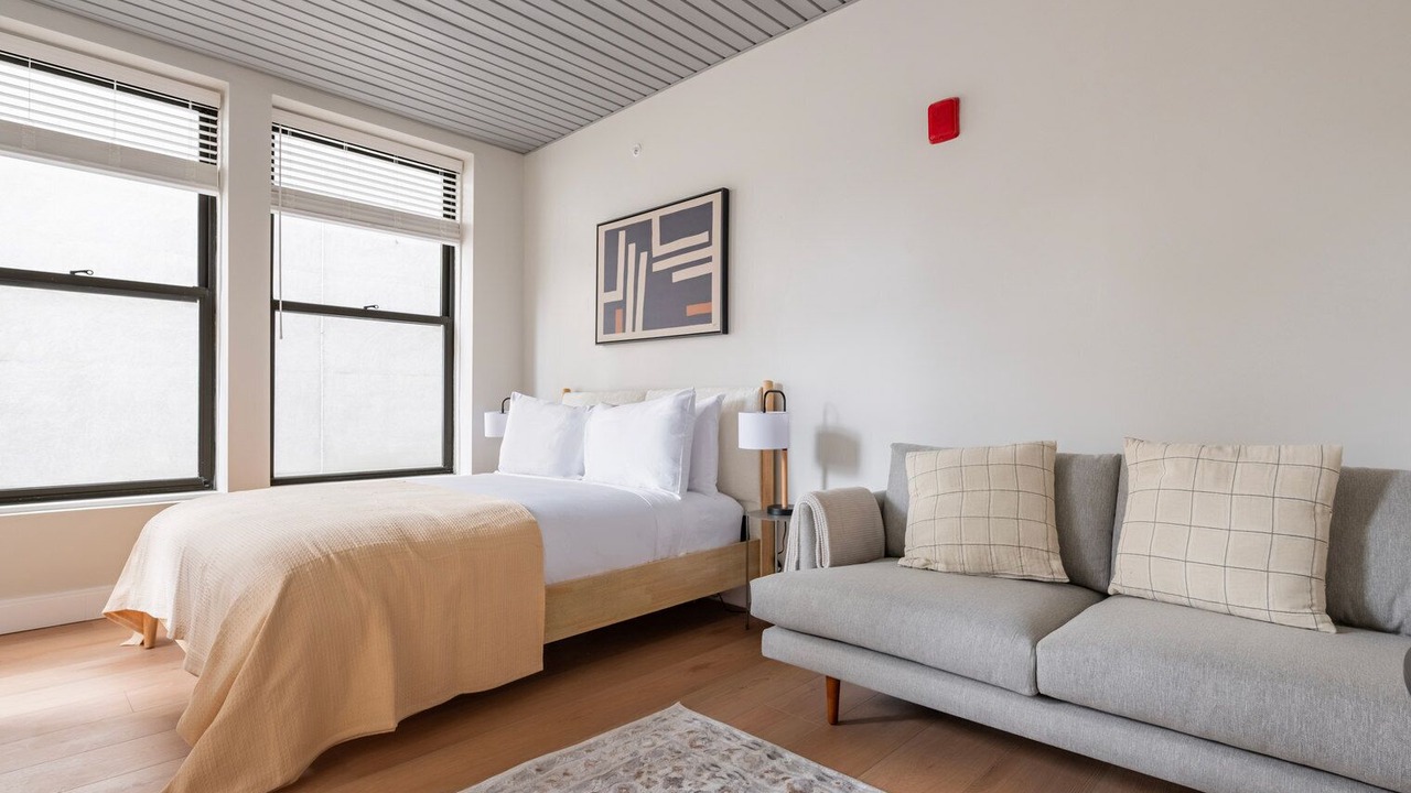 Photo of Bedroom in Downtown Boston