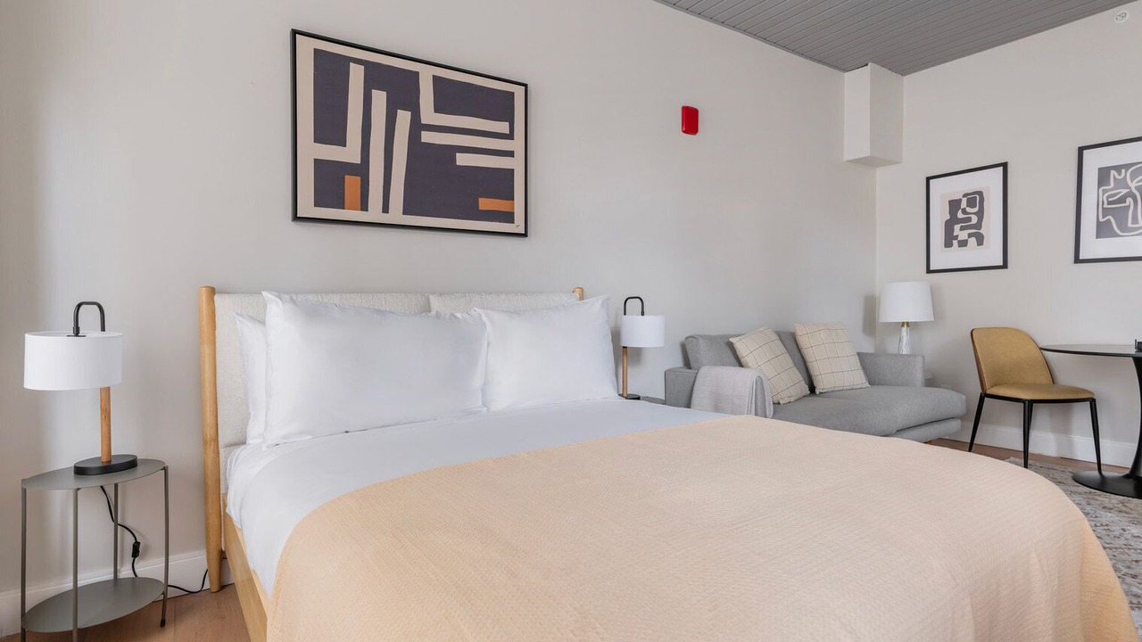 Photo of Bedroom in Downtown Boston