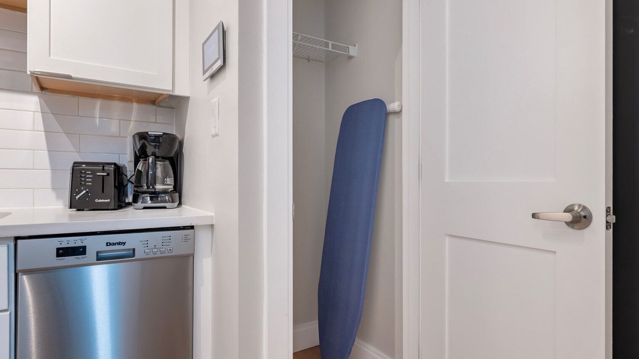 Photo of Others in Downtown Boston