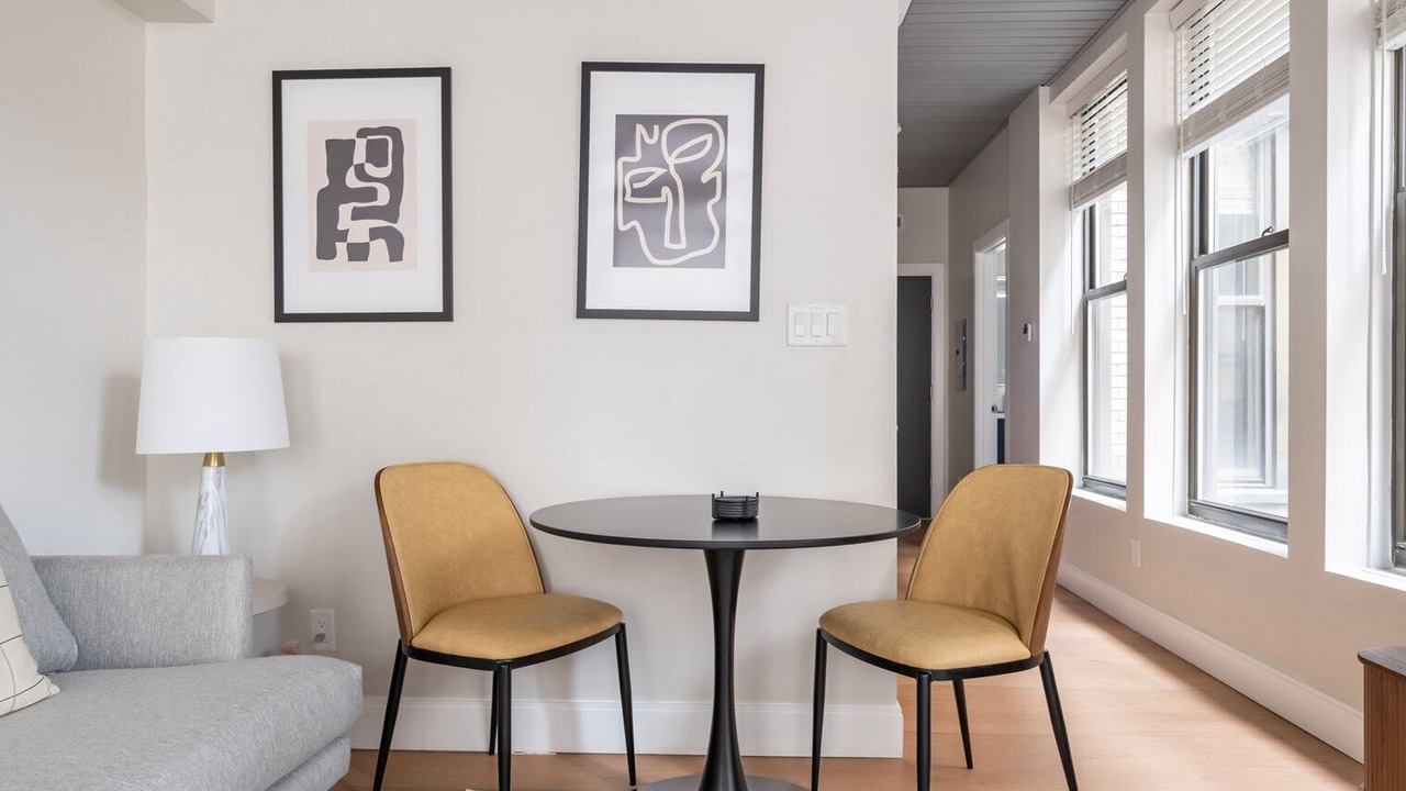 Photo of Others in Downtown Boston