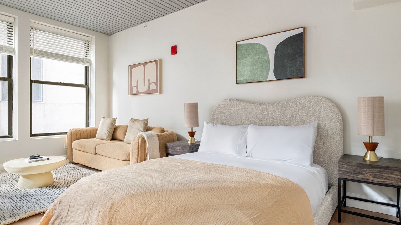 Photo of Bedroom in Downtown Boston
