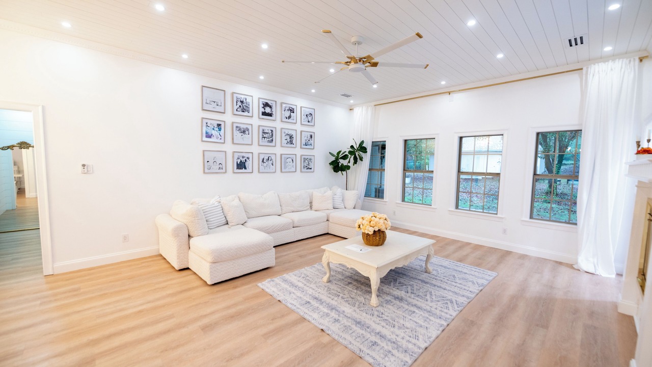 Photo of Livingroom in Fort Smith