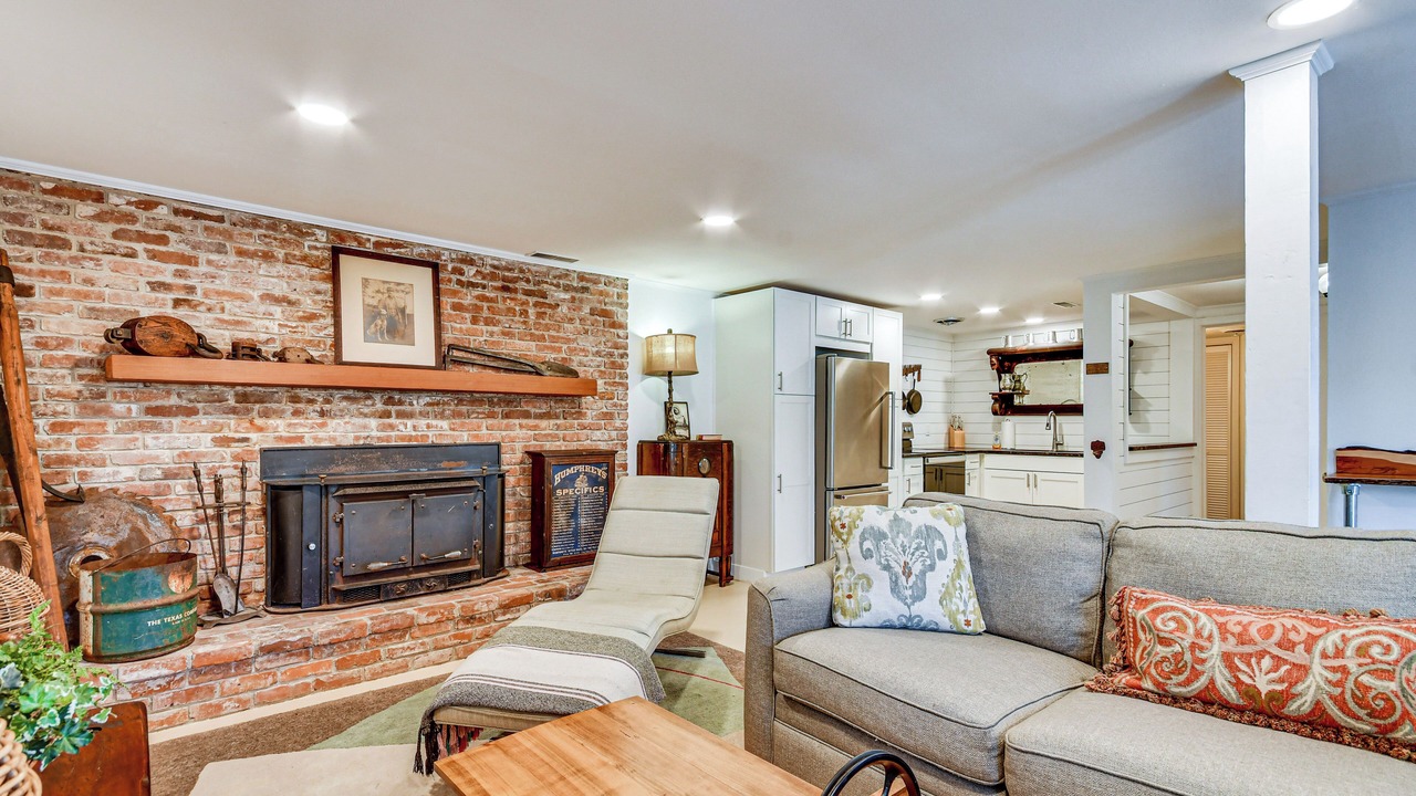 Photo of Bedroom in Lynn