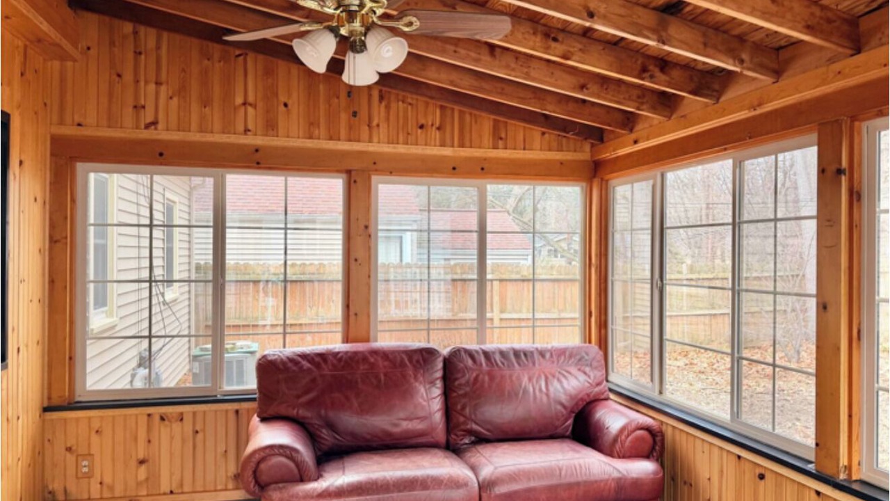 Photo of Livingroom in East Irondequoit