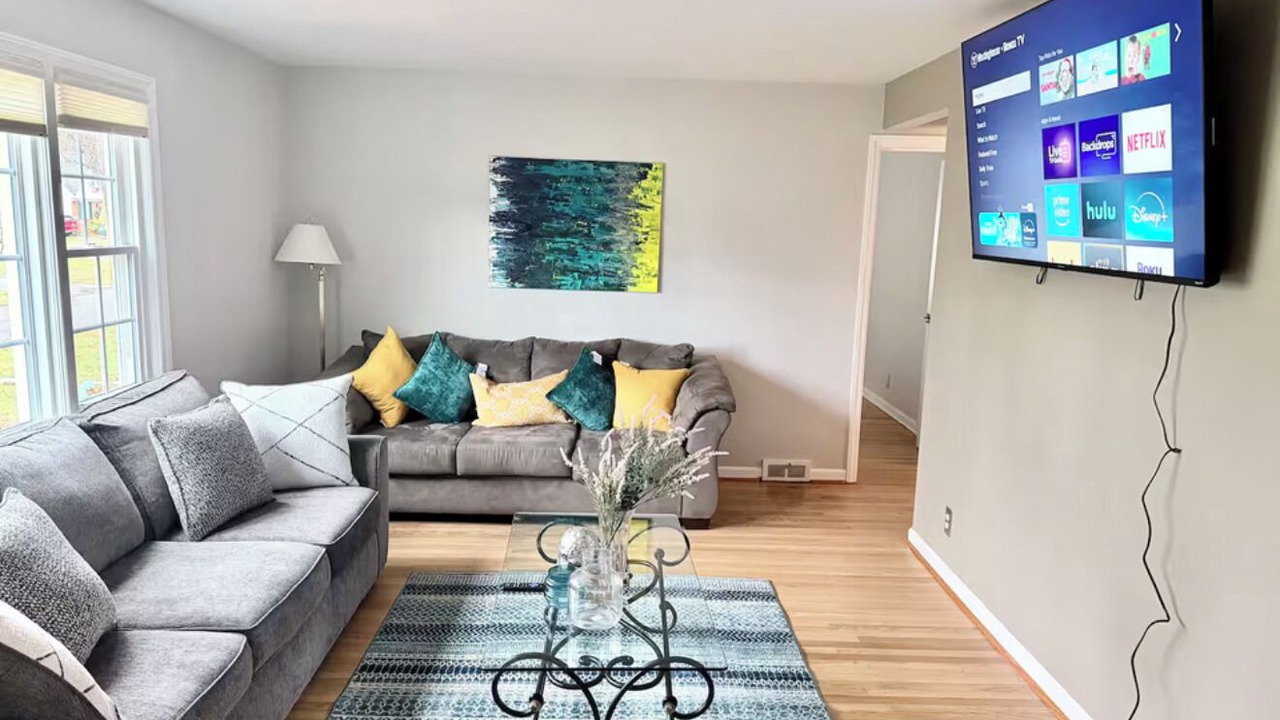 Photo of Livingroom in East Irondequoit