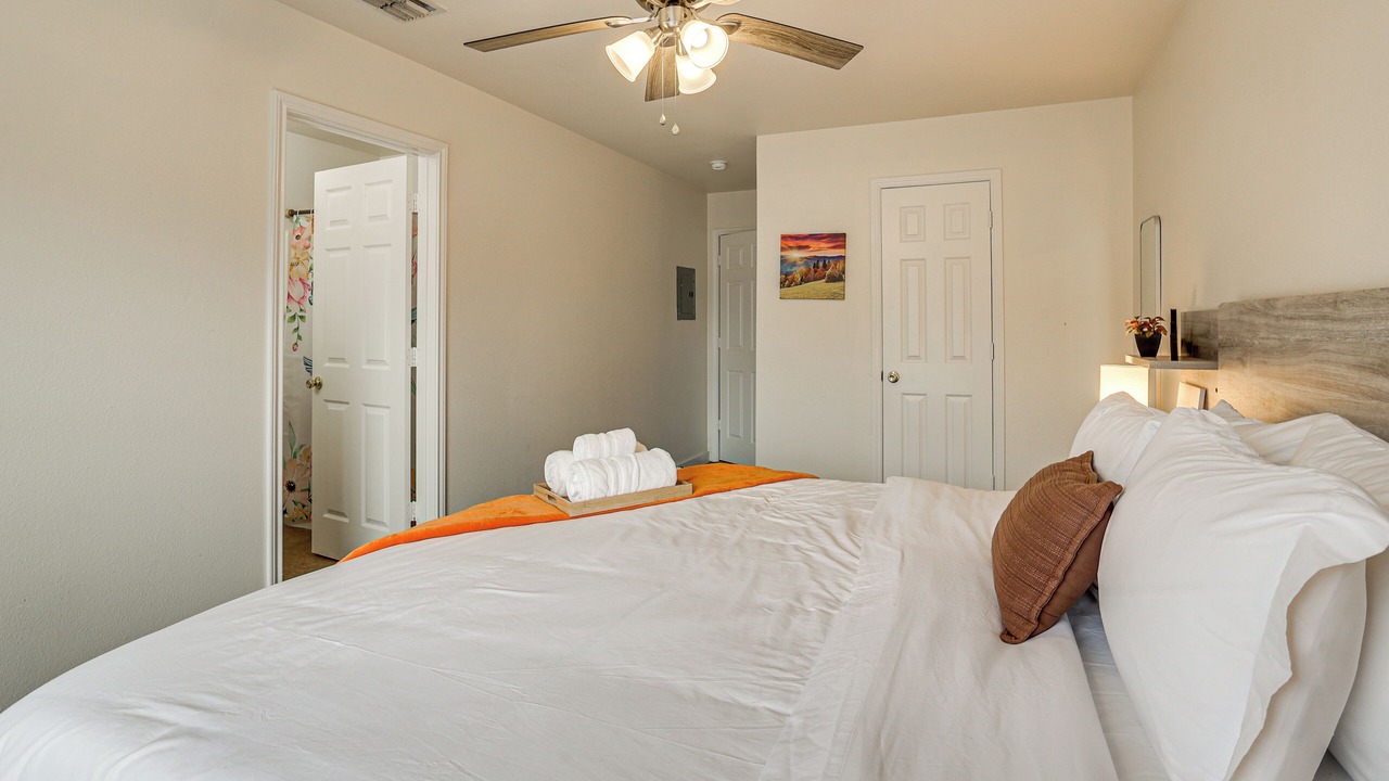 Photo of Bedroom in Medical Center District