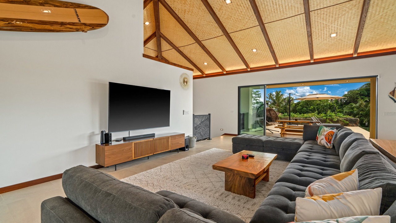 Photo of Livingroom in Bayview