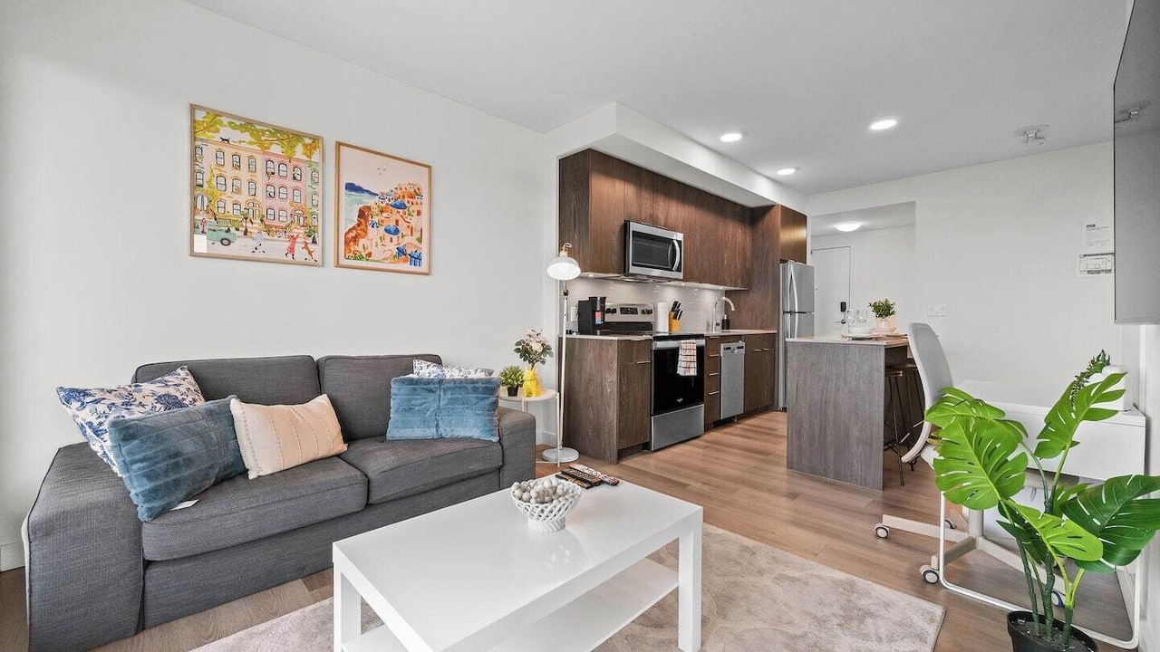 Photo of Livingroom in Crescent Heights
