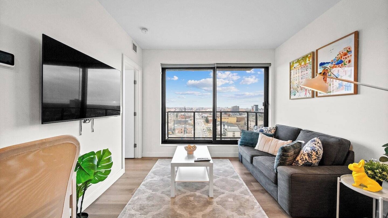 Photo of Livingroom in Crescent Heights