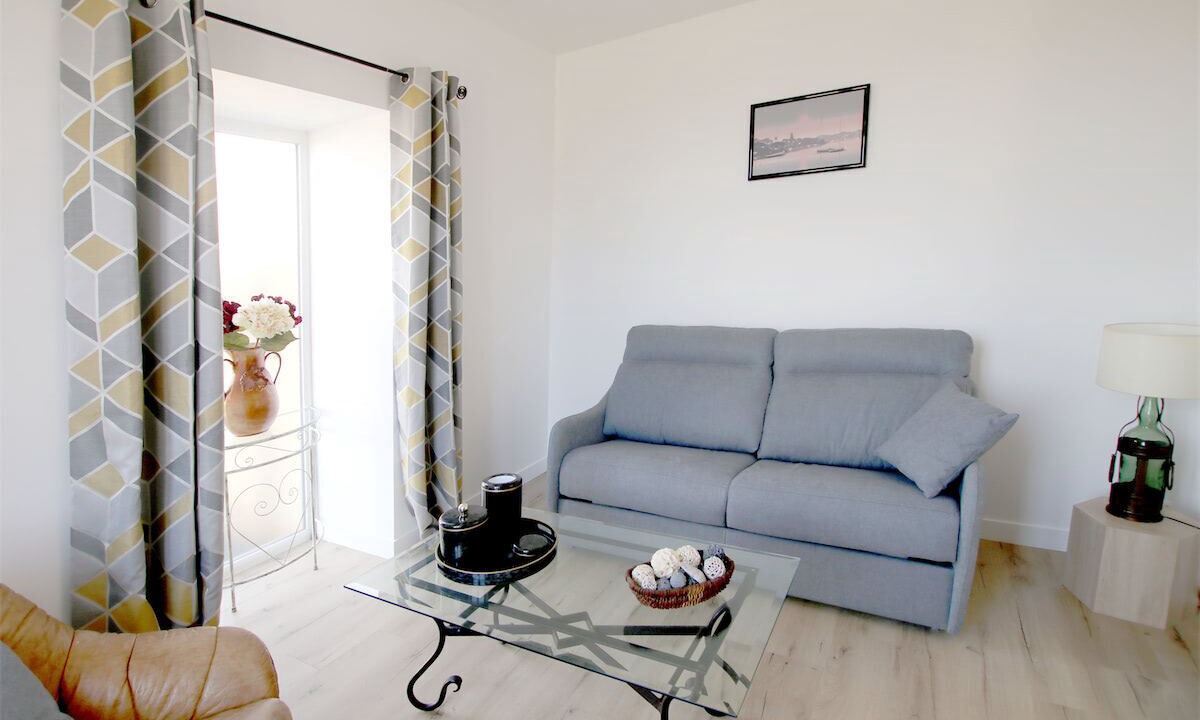 Photo of Livingroom in Tremont