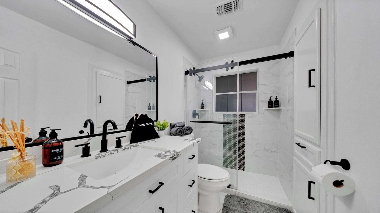 Photo of Bathroom in Brookhollow
