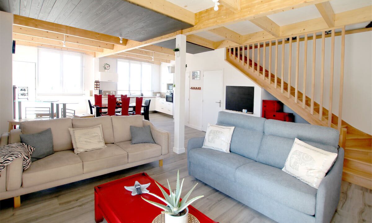 Photo of Livingroom in Tremont