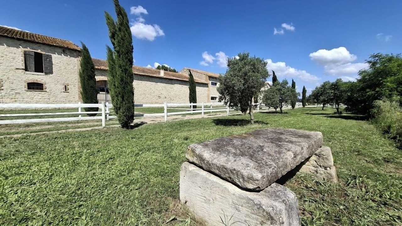 Photo of Outdoor in Beaucaire