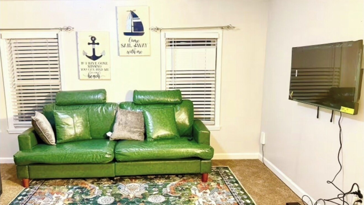 Photo of Livingroom in Charlotte