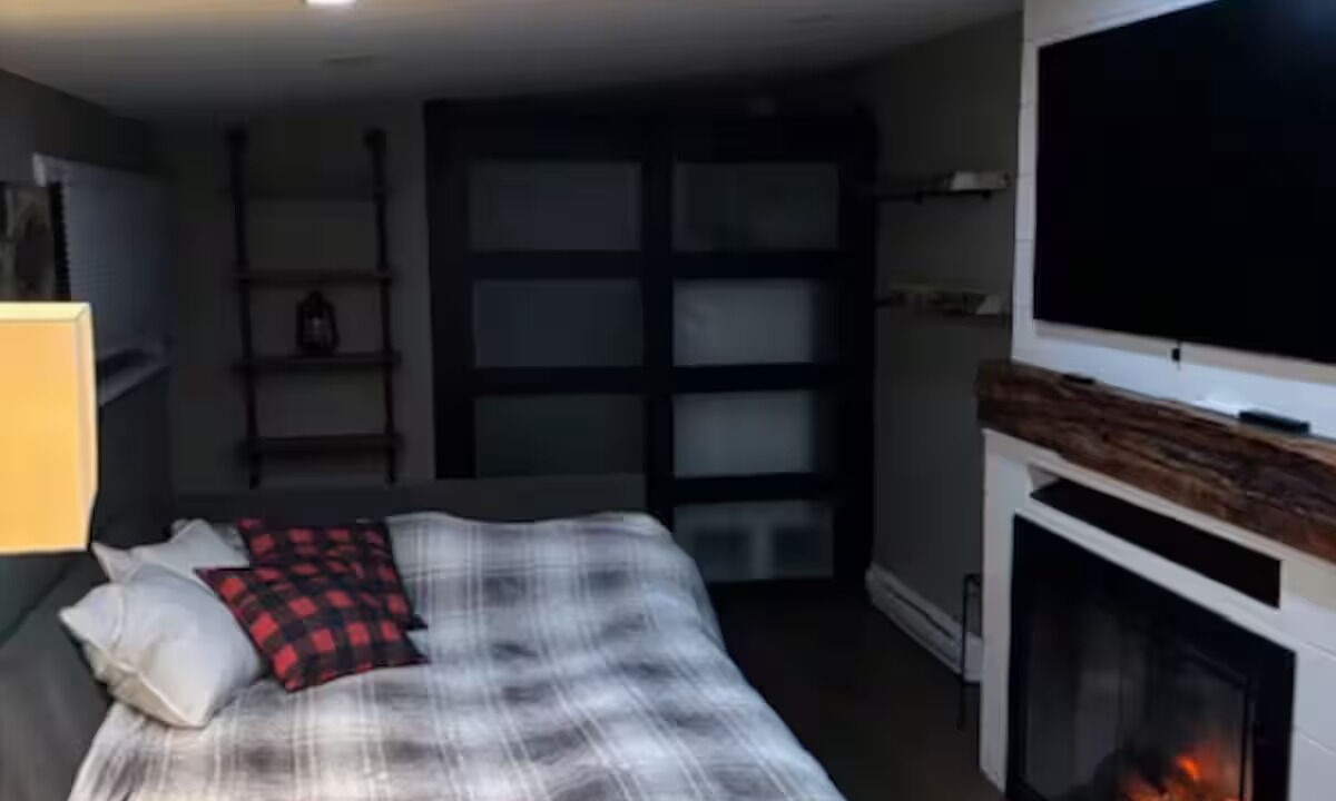 Photo of Bedroom in Kincardine