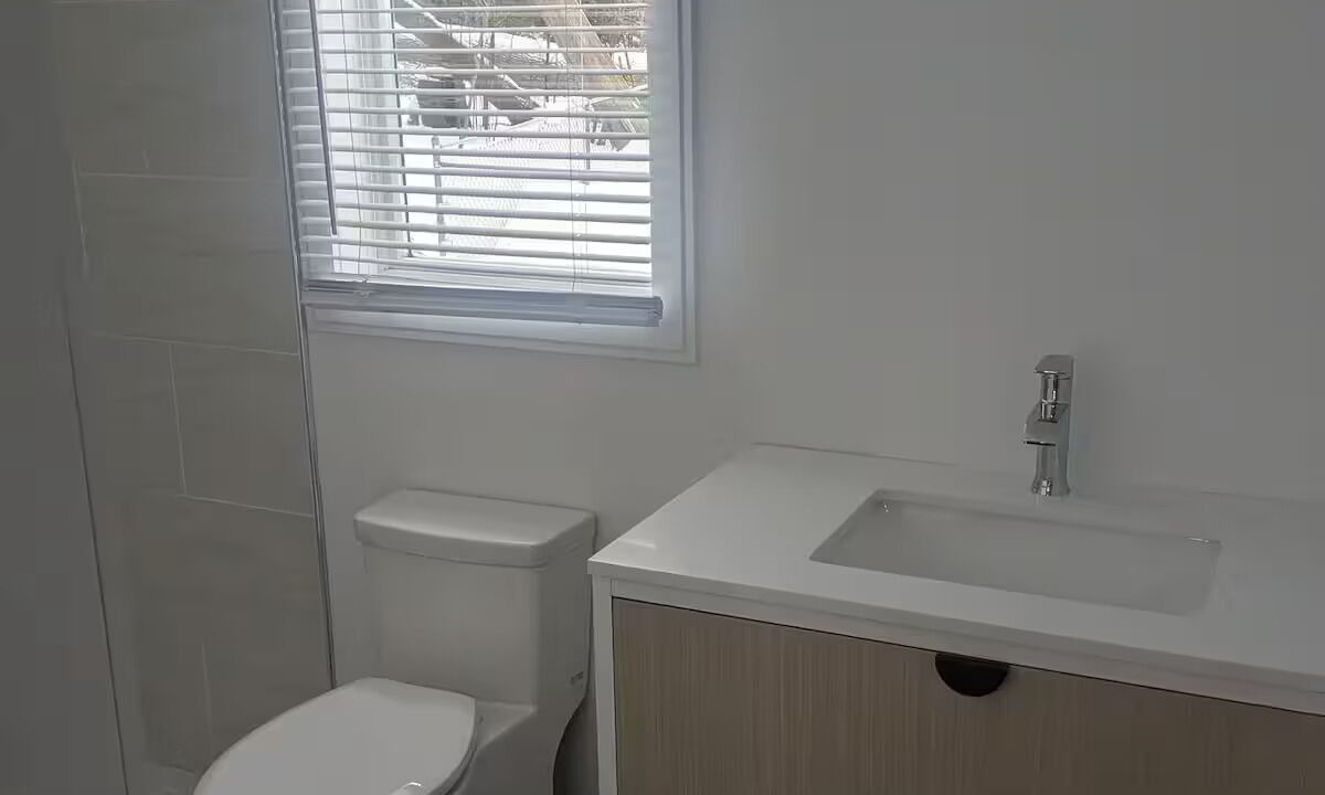 Photo of Bathroom in Kincardine