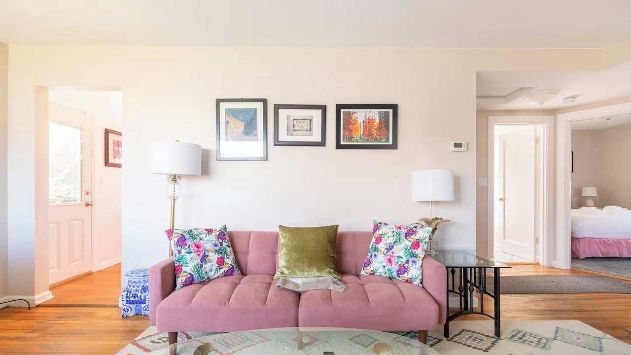Photo of Livingroom in Alki