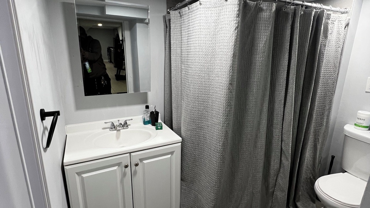 Photo of Bathroom in Baychester