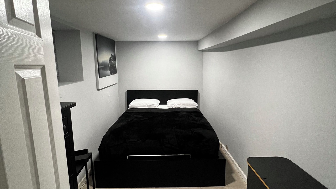 Photo of Bedroom in Baychester