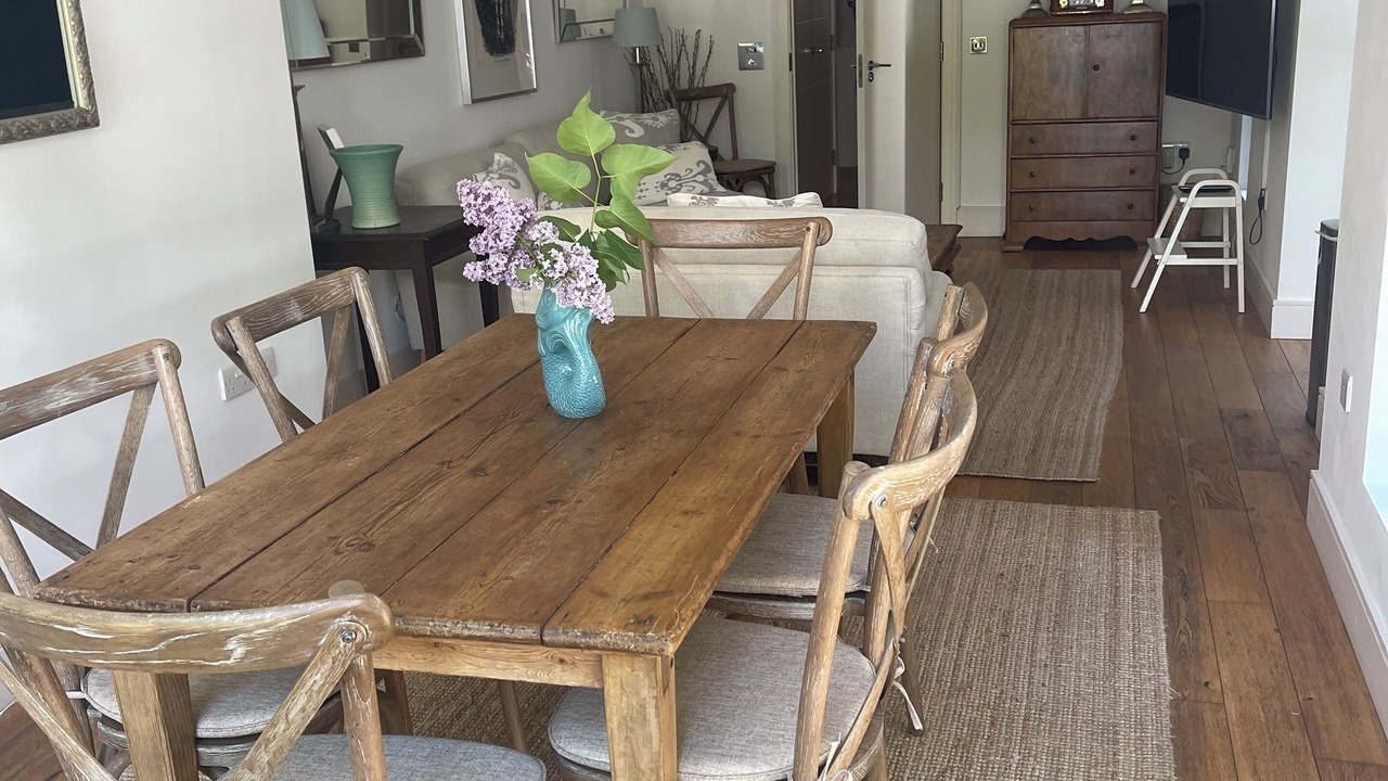 Photo of Others in Kilburn