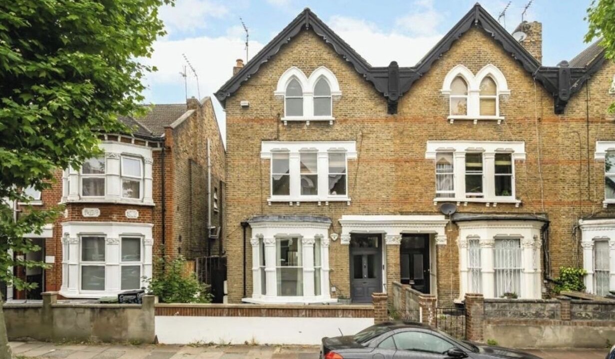 Photo of Outdoor in Kilburn